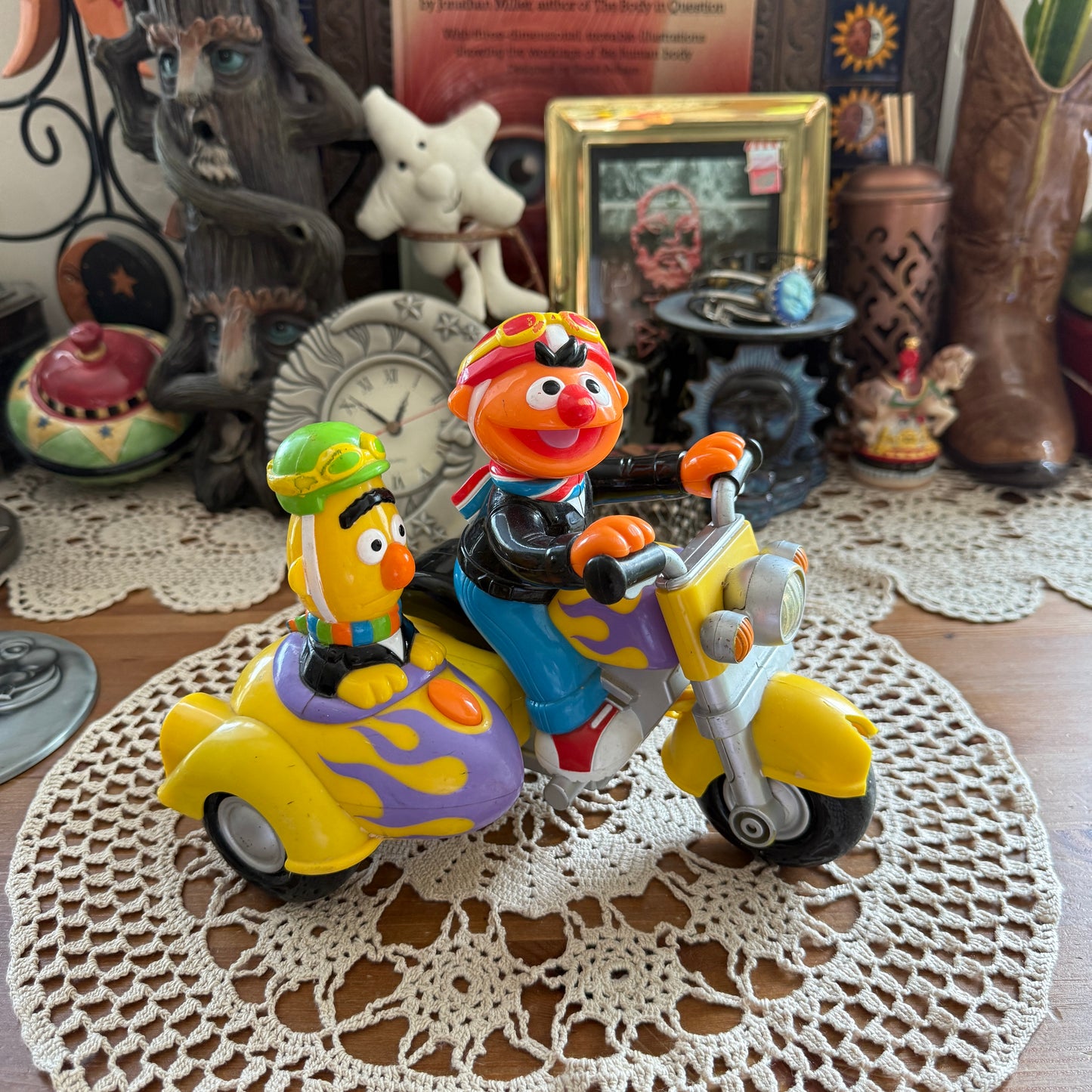 unique vintage whimsical bert and ernie figure collectable