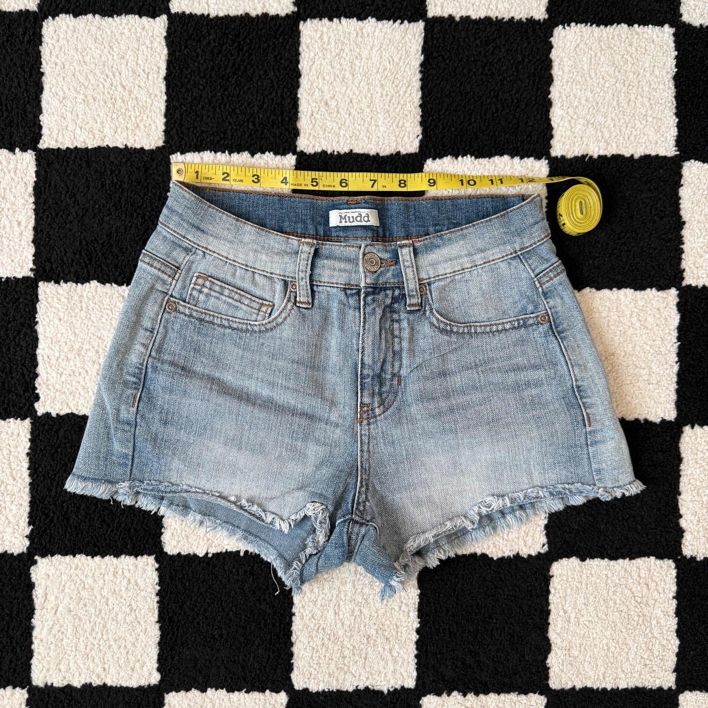 vintage whimsy 90s y2k MUDD denim shorts