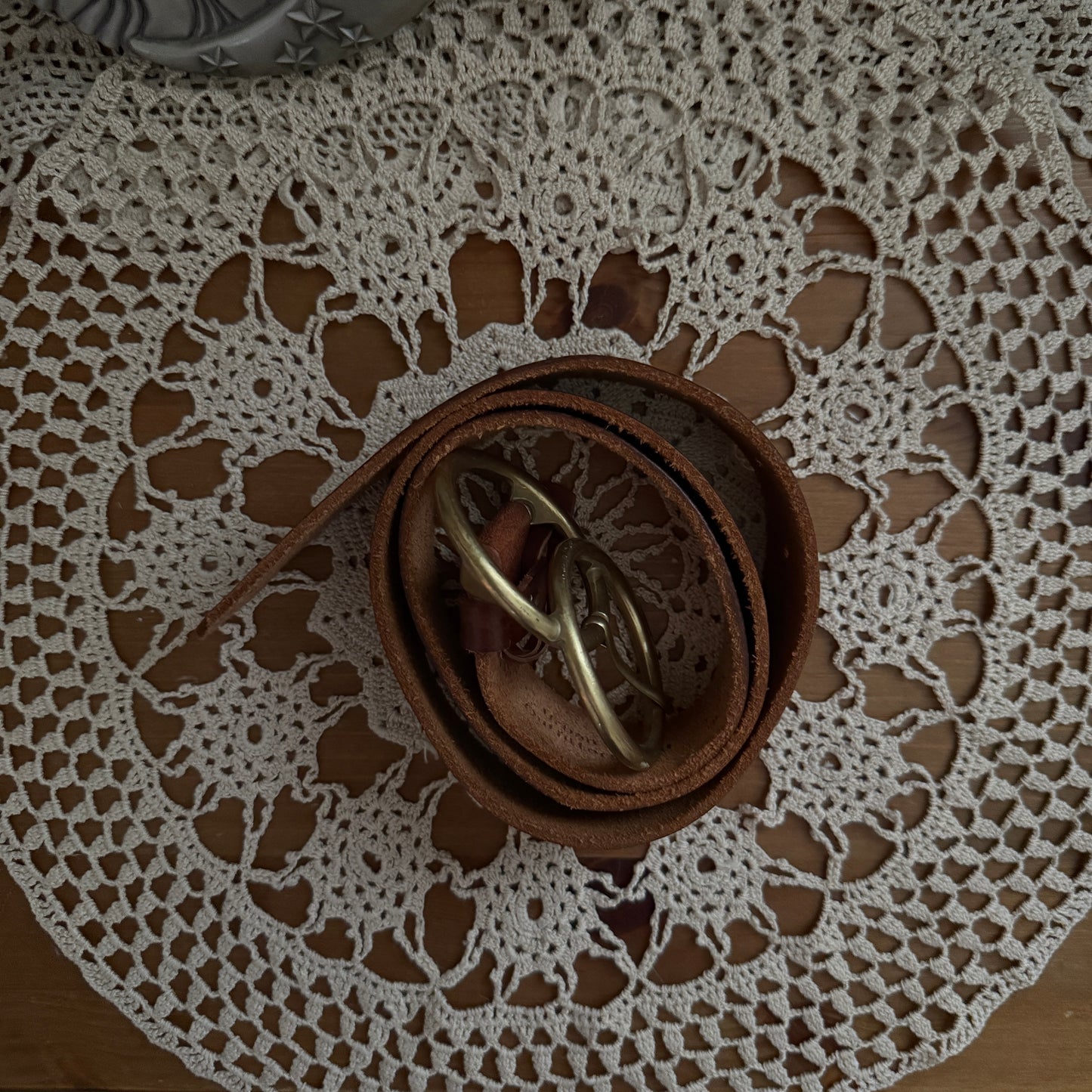 whimsical 90s y2k URBAN OUTFITTERS leather belt