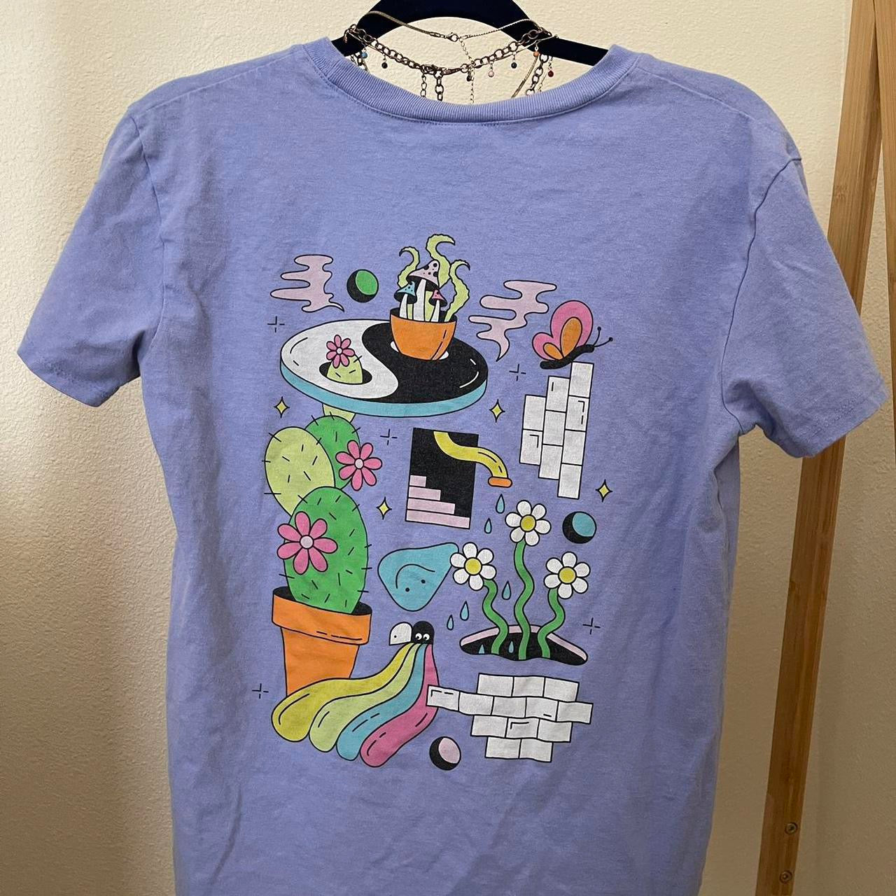 graphic t shirt