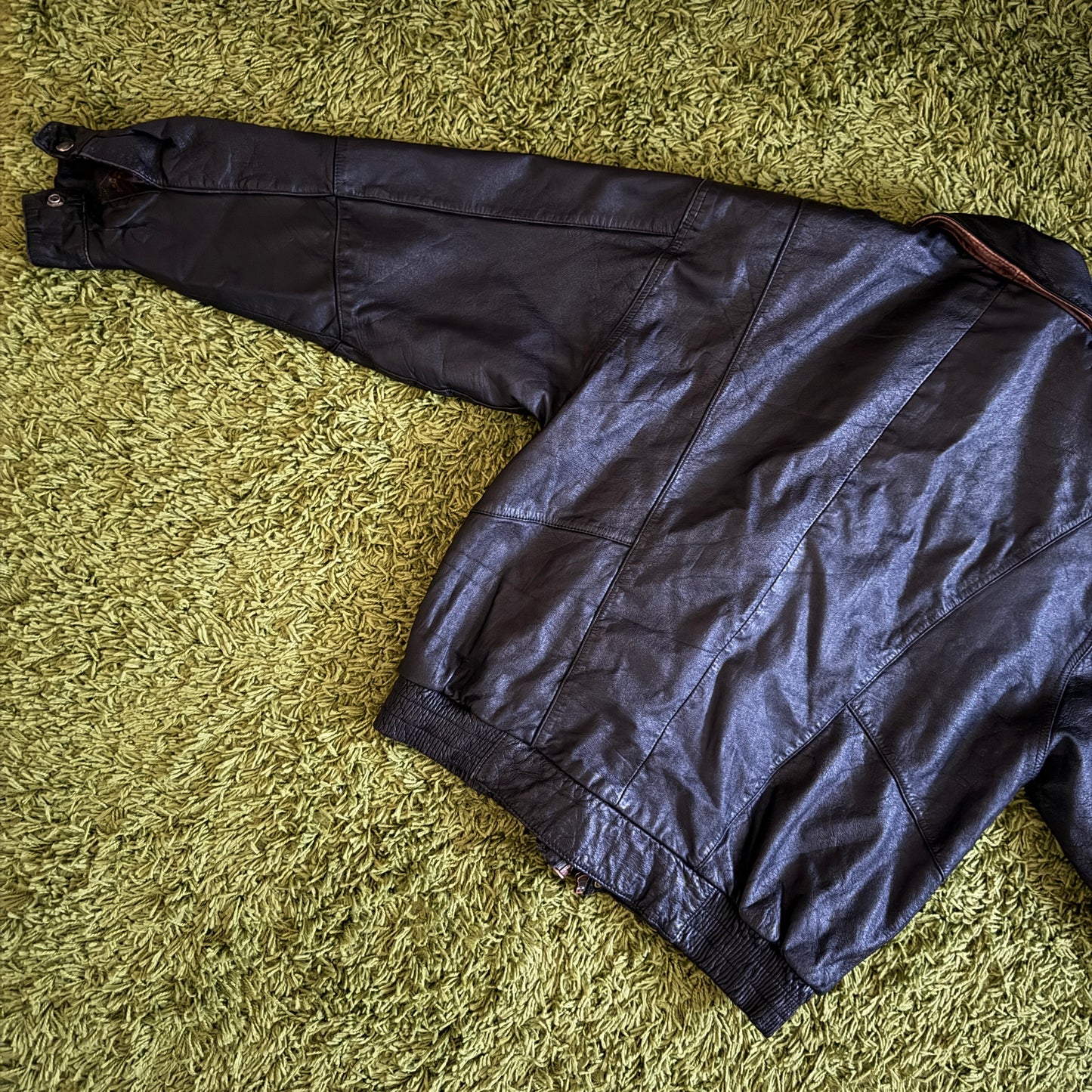 vintage whimsy 90s y2k leather jacket