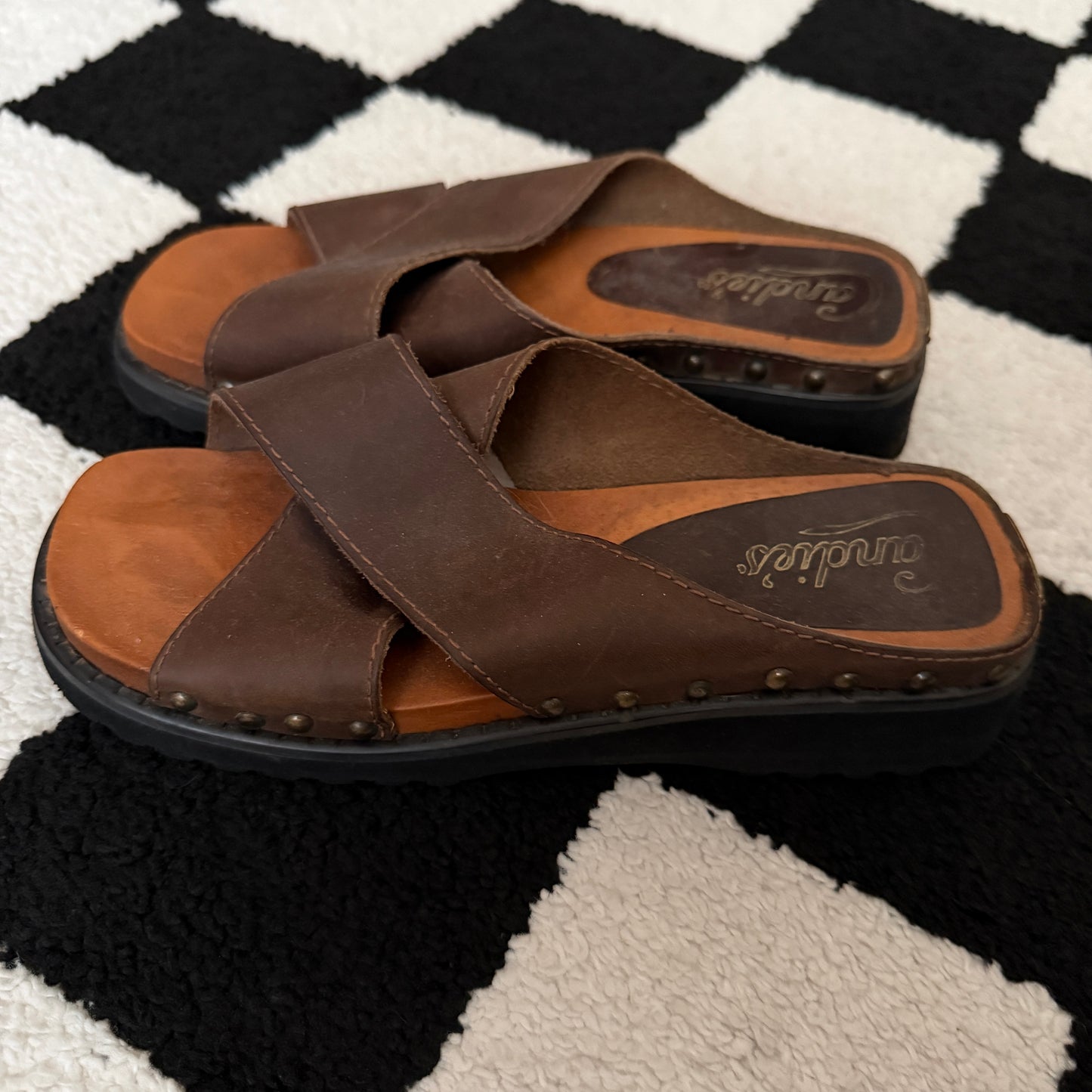 vintage whimsical 90s y2k CANDIE’S chunky sandals