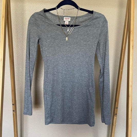 ribbed long sleeve top