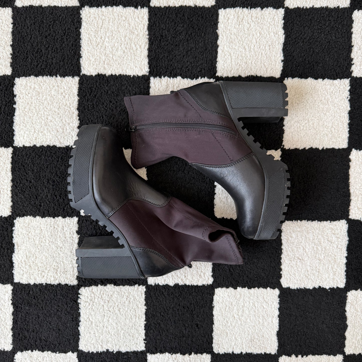 vintage whimsical 90s y2k chunky platform boots