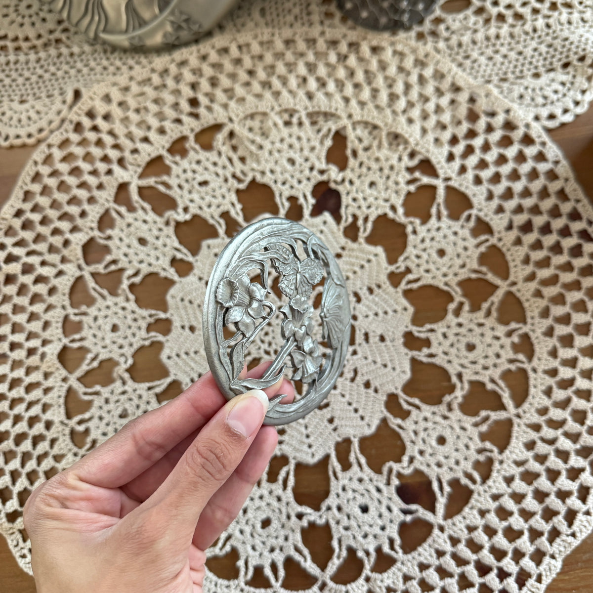 unique vintage whimsical trinket collectable jar lid