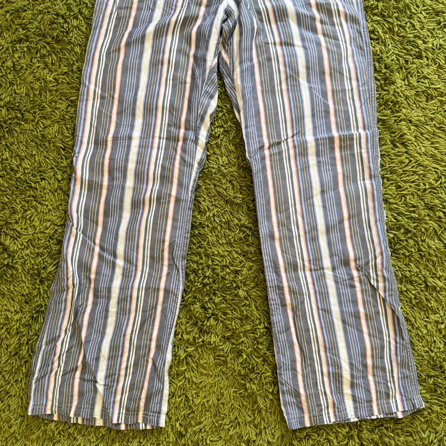 unique vintage whimsy 90s y2k GILLIGAN & O’MALLEY lounge pants
