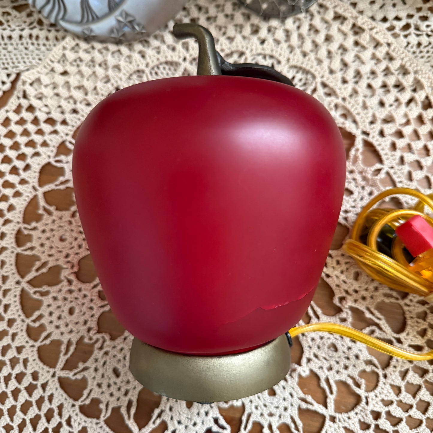 unique vintage whimsical 90s y2k apple lamp light collectable