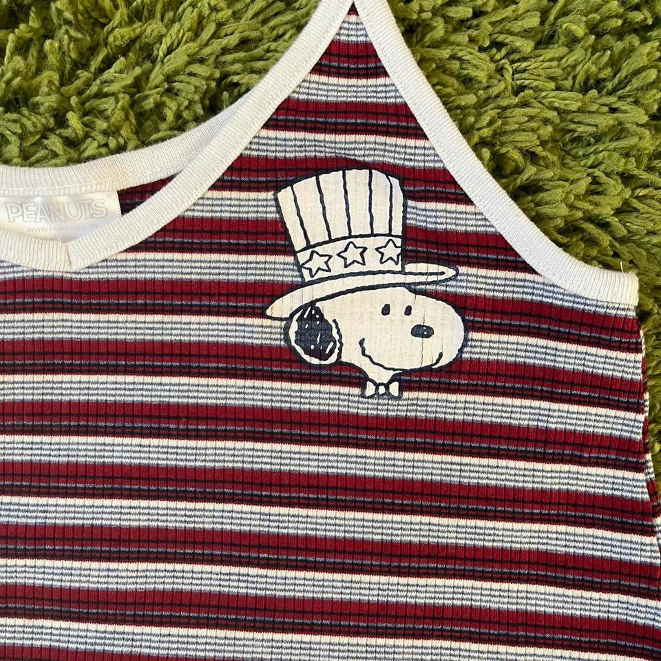 vintage whimsy 90s y2k SNOOPY graphic tank top