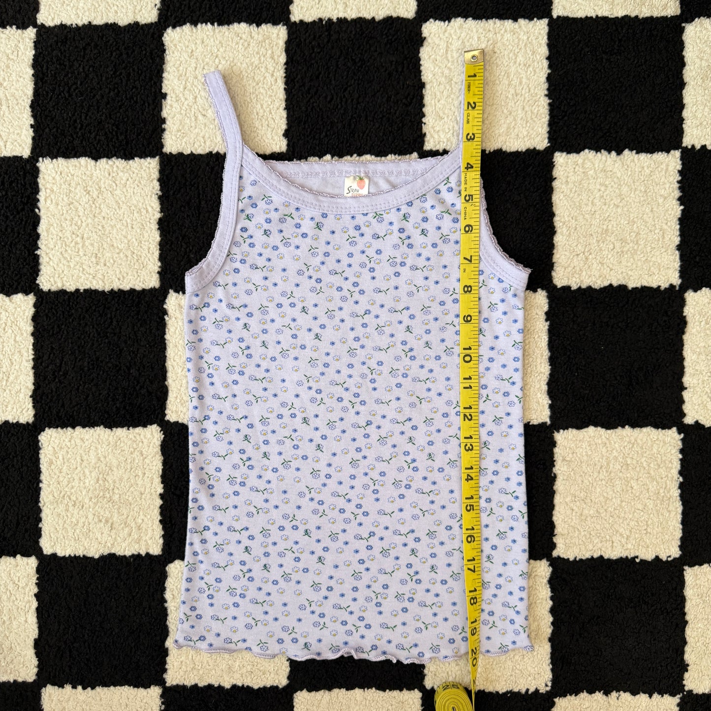 unique vintage whimsy 90s y2k graphic cami top