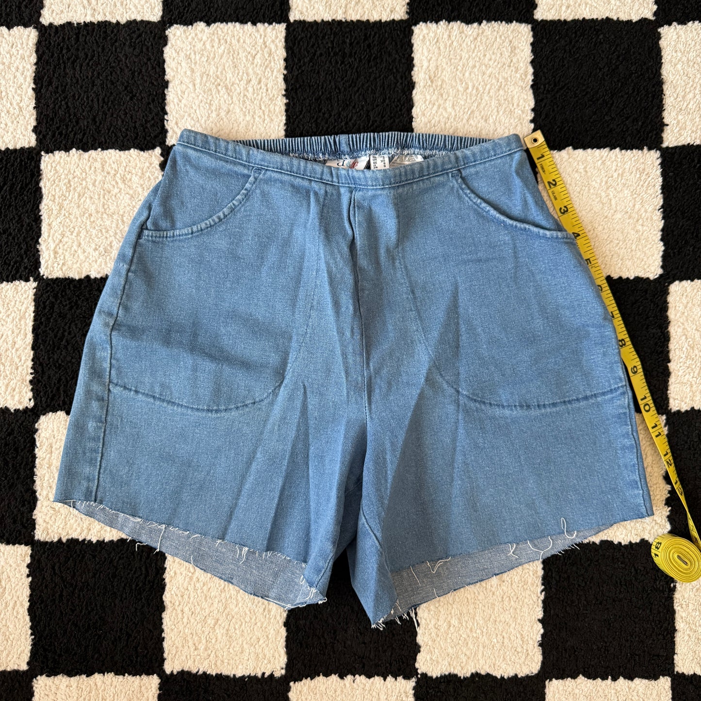 vintage whimsy 90s y2k denim shorts