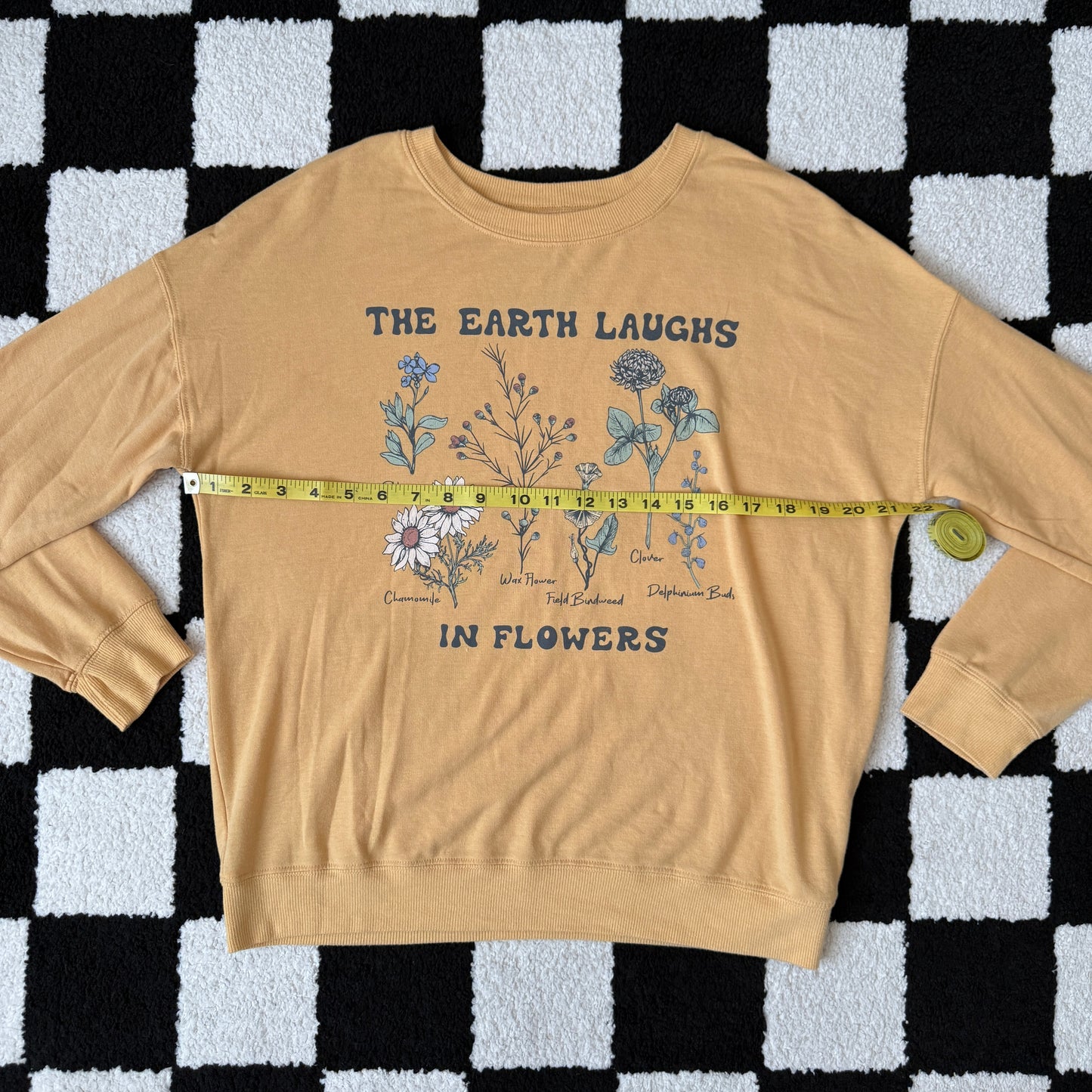 whimsical 90s y2k graphic pullover sweatshirt