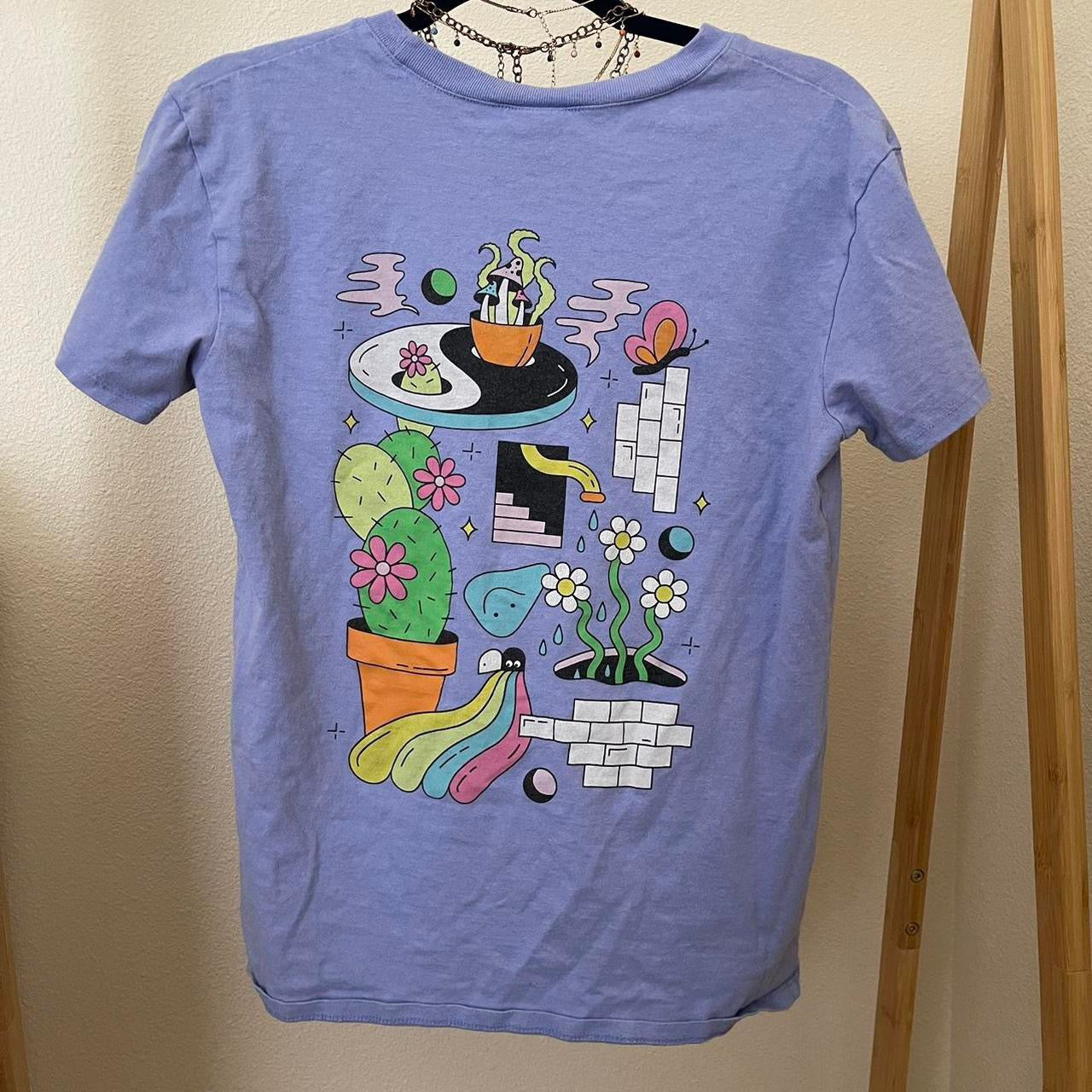 graphic t shirt