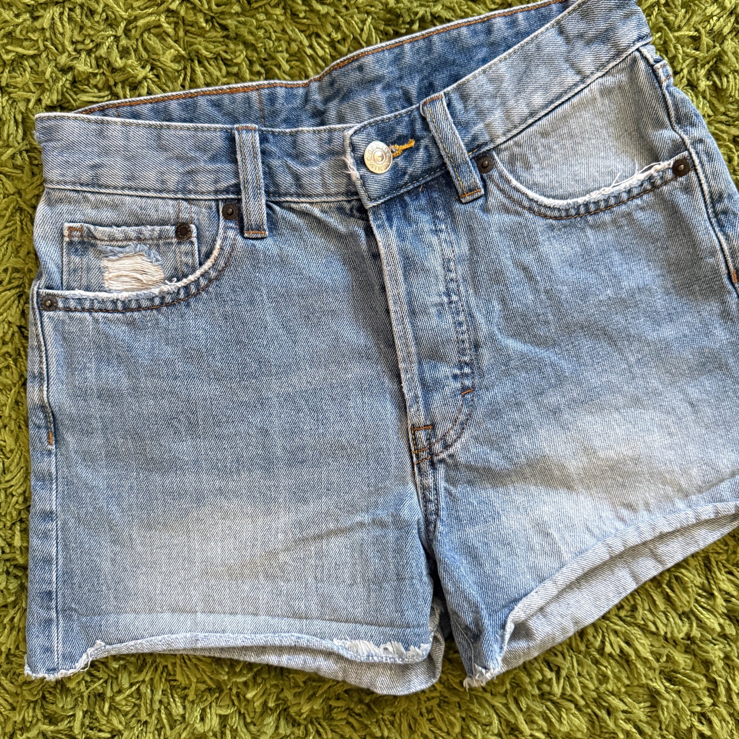 vintage whimsy 90s y2k denim shorts