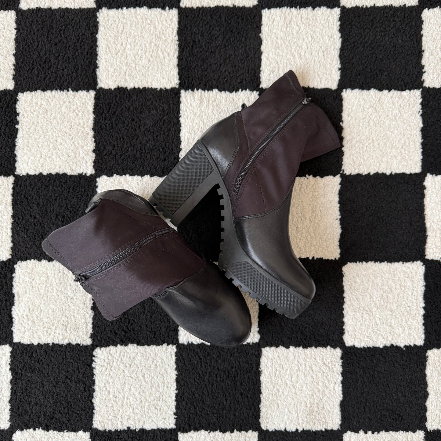 vintage whimsical 90s y2k chunky platform boots