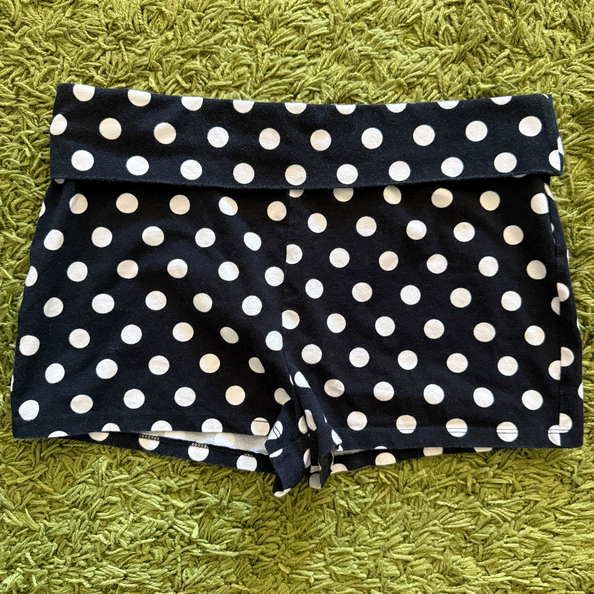 unique whimsical 90s y2k URBAN OUTFITTERS micro mini shorts