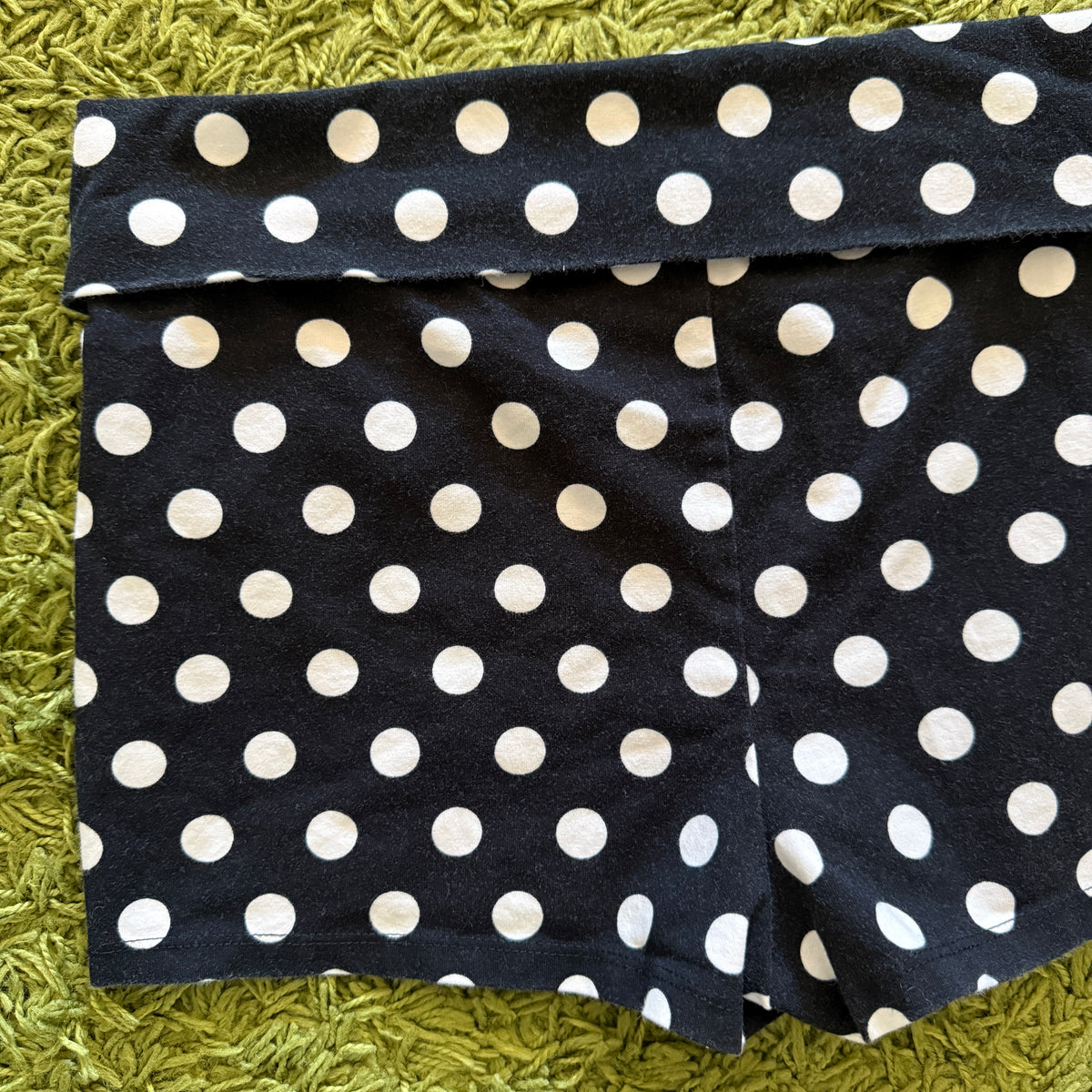 unique whimsical 90s y2k URBAN OUTFITTERS micro mini shorts